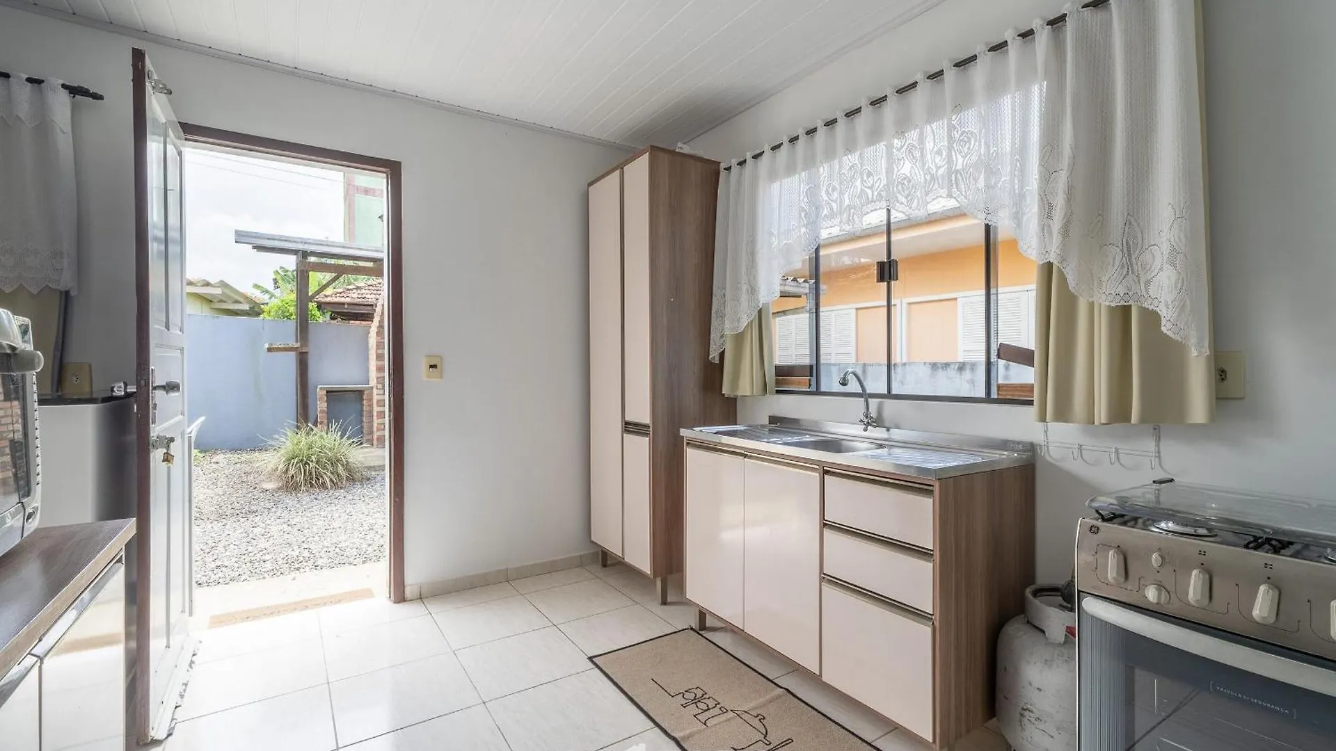 Casa 3Q C/ Churrasq. 100M Da Praia Rpr056 Penha  Βραζιλία